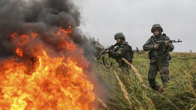 "Готують операції у напрямку Криму": міністр оборони назвав чотири прогнози військових дій Росії