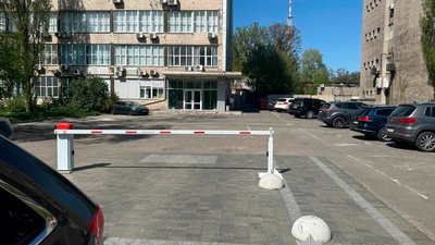 Будівля ПАТ у Києві