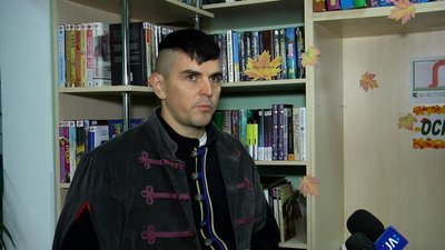 У Житомирі відбувся вуличний проєкт "Козацькі читання та розваги" У Житомирі відбувся вуличний проєкт "Козацькі читання та розваги"