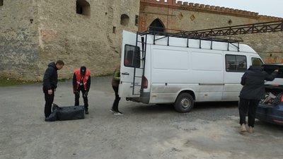 На Хмельниччині церква, влада і Меджибізька громада об’єдналися задля волонтерства