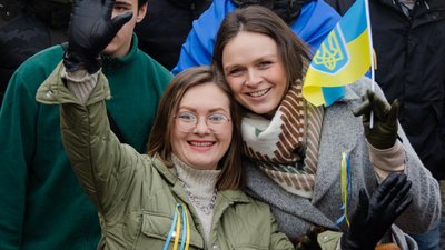В Одесі відбувся Марш Єдності. Близько двох тисяч людей пройшли центром міста. ФОТО В Одесі відбувся Марш Єдності. Близько двох тисяч людей пройшли центром міста. ФОТО