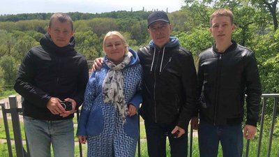 Рідні загиблого воїна Артема Шанди із Полтави чекають можливість поховати сина Рідні загиблого воїна Артема Шанди із Полтави чекають можливість поховати сина