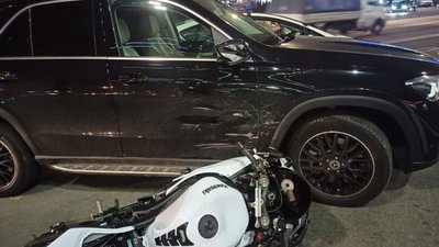 ДБР розслідує аварію за участі судді та неповнолітнього мотоцикліста ДБР розслідує аварію за участі судді та неповнолітнього мотоцикліста
