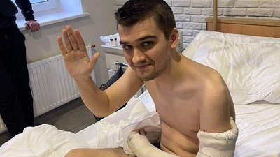 "За секунду не стало п’ятьох одразу". Історія родини з Донеччини, яка врятувала життя маріупольцю "За секунду не стало п’ятьох одразу". Історія родини з Донеччини, яка врятувала життя маріупольцю