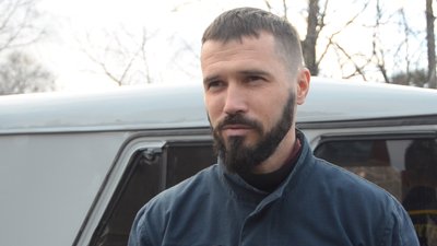 Пам'яті загиблого на Херсонщині сапера-водія Сергія Курінного із Житомира Пам'яті загиблого на Херсонщині сапера-водія Сергія Курінного із Житомира