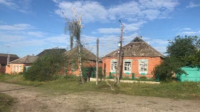 Вночі 17 червня росіяни обстріляли Золочів на Харківщині касетними боєприпасами