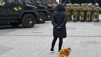 "Спокій, але не байдужість": як конфлікти та загроза війни впливають на психіку та як не панікувати