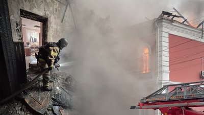 Атака РФ по Прилуках: заступниця Євгенія Авер'янова розповіла, що люди з будівлі вибігали