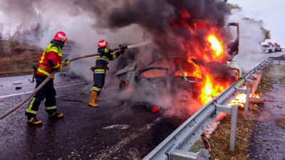 Рух трасою Н-16 на Черкащині відновили: у ДТП загинув водій Рух трасою Н-16 на Черкащині відновили: у ДТП загинув водій