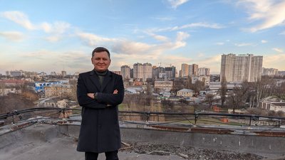 Від аукціонів держмайна — до зброї: посадовець з Одеси став молодшим сержантом ЗСУ
