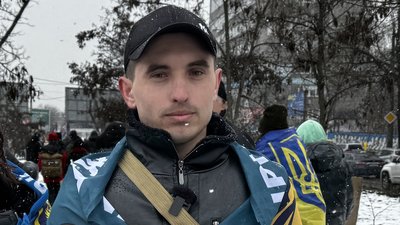 "Ще треба звикнути, що не загрожує небезпека". Історія морпіха, який повернувся з полону "Ще треба звикнути, що не загрожує небезпека". Історія морпіха, який повернувся з полону