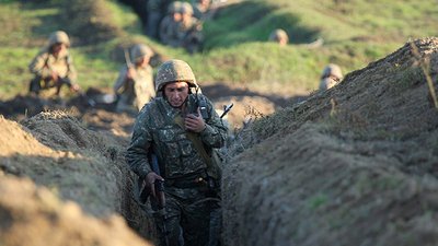Більше 23 тисяч азербайджанців записалися в армію після загострення на кордоні з Вірменією
