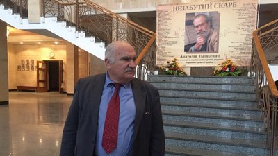 У Черкасах відкрили пам’ятну дошку авторові пісні "Степом, степом" Анатолієві Пашкевичу У Черкасах відкрили пам’ятну дошку авторові пісні "Степом, степом" Анатолієві Пашкевичу