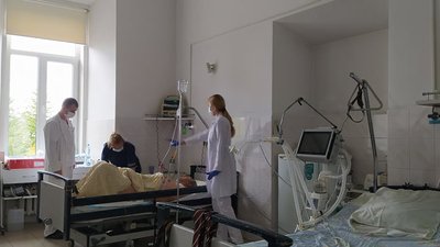 Усі внутрішні органи розташовані дзеркально. Львівські медики розповіли про нетипову операцію Усі внутрішні органи розташовані дзеркально. Львівські медики розповіли про нетипову операцію