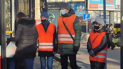 "Пасажири різні": як працюють контролери в громадському транспорті Одеси "Пасажири різні": як працюють контролери в громадському транспорті Одеси