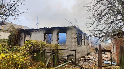 Спалений будинок в Словʼянську