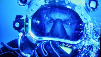 Пошуки вибухівки та розмінування снарядів: як тривають навчання "Дайв-2021" у Чорному морі Пошуки вибухівки та розмінування снарядів: як тривають навчання "Дайв-2021" у Чорному морі