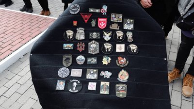 Під звуки трембіт та карпатських рогів. У Франківську попрощалися з воїном і музикантом Андрієм Чепілем Під звуки трембіт та карпатських рогів. У Франківську попрощалися з воїном і музикантом Андрієм Чепілем