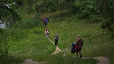 "Ми хочемо жити в чистому місті": у Чернігові прибирали Ялівщину