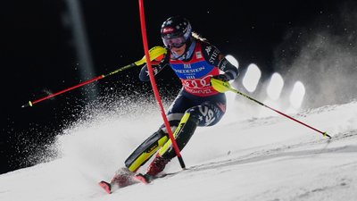 Мікейла Шиффрін після змагання в гірськолижному супергіганті