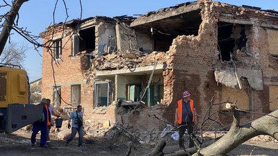 У Полтаві спрямували матеріальну допомогу жителям Супрунівки, які постраждали від ракетного удару У Полтаві спрямували матеріальну допомогу жителям Супрунівки, які постраждали від ракетного удару