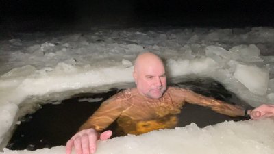 Зимові купання на Чернігівщині Зимові купання на Чернігівщині