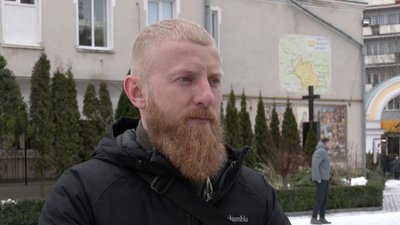 Волонтер Павло Цапюк Волонтер Павло Цапюк