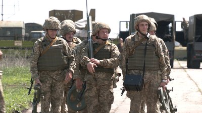 "Бригаді можна поставити тверду четвірку": на Харківщині завершуються навчання тероборони "Бригаді можна поставити тверду четвірку": на Харківщині завершуються навчання тероборони