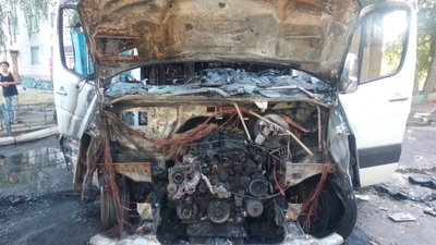 На Житомирщині за добу рятувальники гасили загоряння чотирьох автомобілів На Житомирщині за добу рятувальники гасили загоряння чотирьох автомобілів