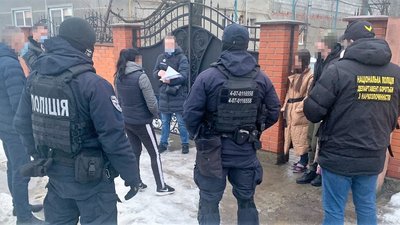 На Закарпатті судитимуть трьох людей за підозрою у розповсюдженні заборонених психотропів