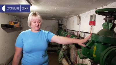 У багатоповерхівці Сум не можуть знайти господаря труб гарячого водопостачання У багатоповерхівці Сум не можуть знайти господаря труб гарячого водопостачання