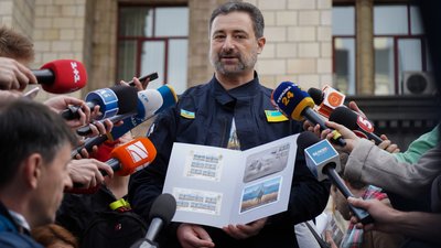 Від завтра нову марку з "російським кораблем" можна буде придбати в інтернеті