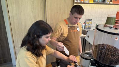 У Хмельницькому розпочалися практичні заняття у першій в області інклюзивній школі барист