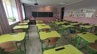 У школах Миргорода на день запровадили дистанційне навчання