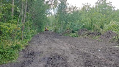 Земляні роботи поблизу Ялівщини