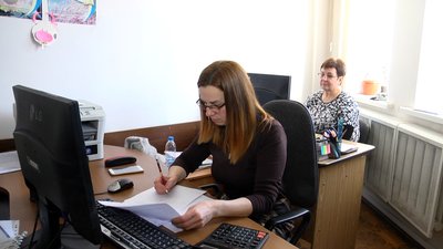 На Житомирщині виплачують лікарняні, заявки на які підприємства подали до першого березня На Житомирщині виплачують лікарняні, заявки на які підприємства подали до першого березня