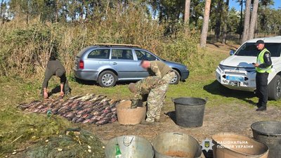 На Чернігвщині рибалку підозрюють у браконьєрстві, що завдало збитки на понад 300 тис. грн