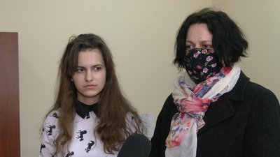 Як вихованці центру "Особлива дитина" ІD-картки робили Як вихованці центру "Особлива дитина" ІD-картки робили
