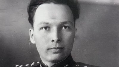 У 101 рік довгожитель з Хмельницького не втрачає почуття гумору та живе за військовим режимом У 101 рік довгожитель з Хмельницького не втрачає почуття гумору та живе за військовим режимом