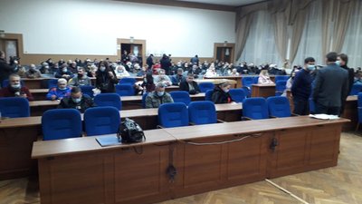 Тролейбуси - по 6 грн, маршрутки - по 8. У Херсоні планують підвищити плату за проїзд