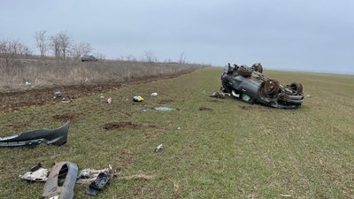 На Херсонщині сталась ДТП: четверо людей потрапили до лікарні із травмами На Херсонщині сталась ДТП: четверо людей потрапили до лікарні із травмами