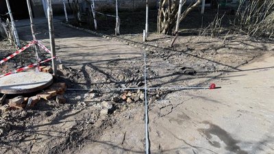 Херсон, обстріли, вирва, дрон