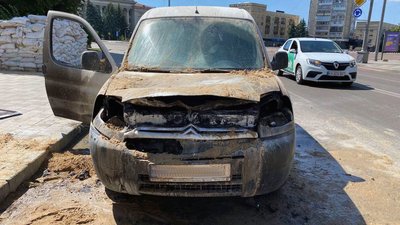 У центрі Житомира загорівся автомобіль