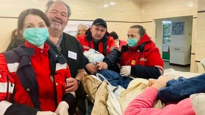 На Луганщині медики "швидкої" здійснили понад 2 600 виїздів від початку війни