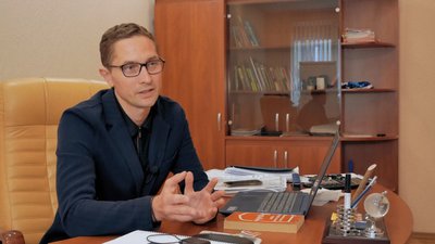 Афера по-українськи: як ошукують українських заробітчан Афера по-українськи: як ошукують українських заробітчан