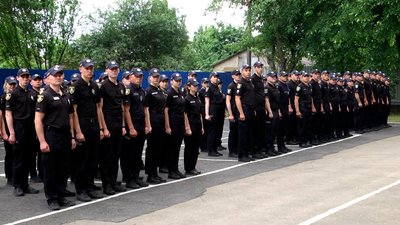 Відбувся перший після повномасштабного вторгнення випуск в Житомирській академії поліції
