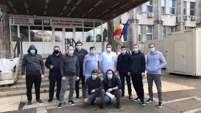 Аварія судна в Румунії: українських моряків виписали з лікарні