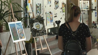 Виставка "Віддзеркалення війни" Виставка "Віддзеркалення війни"