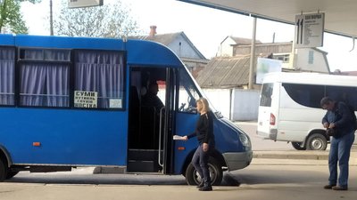 Залишилась третина рейсів. Що кажуть про ситуацію із відправленнями на сумському автовокзалі