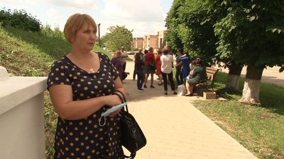 У селі на Черкащині вчителі мітингували проти оптимізації школи У селі на Черкащині вчителі мітингували проти оптимізації школи